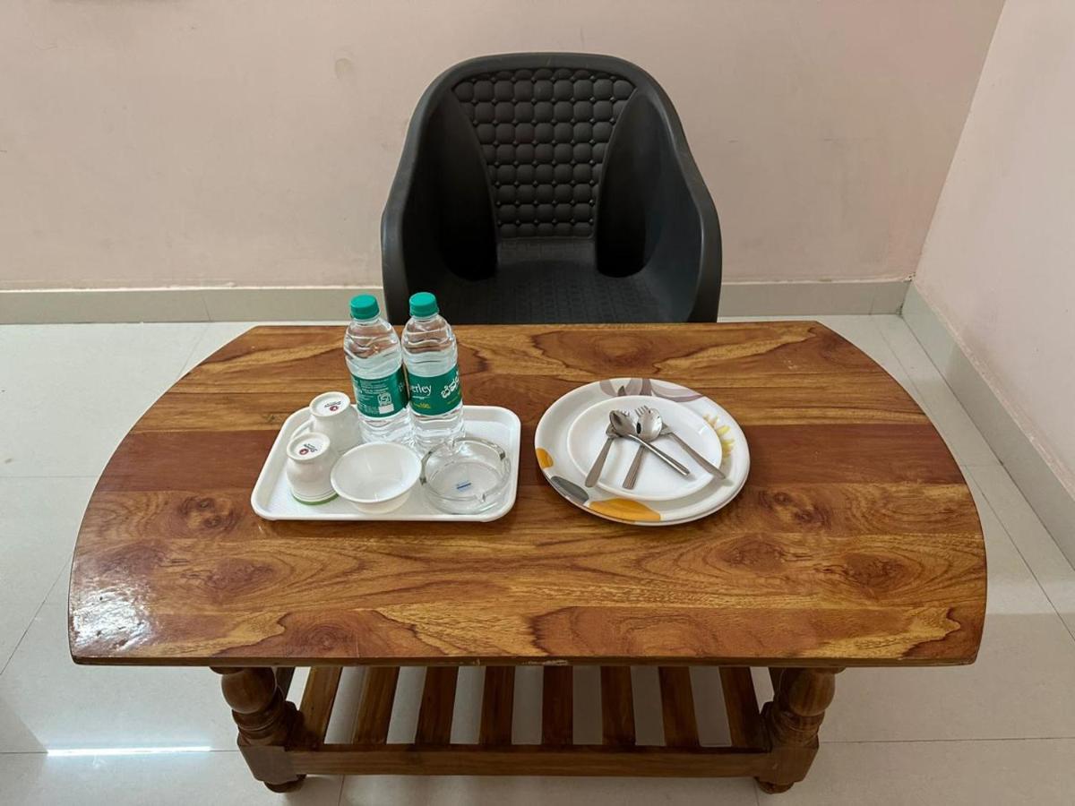 Vbh Inn- Affordable And Budget Friendly Jigani 외부 사진