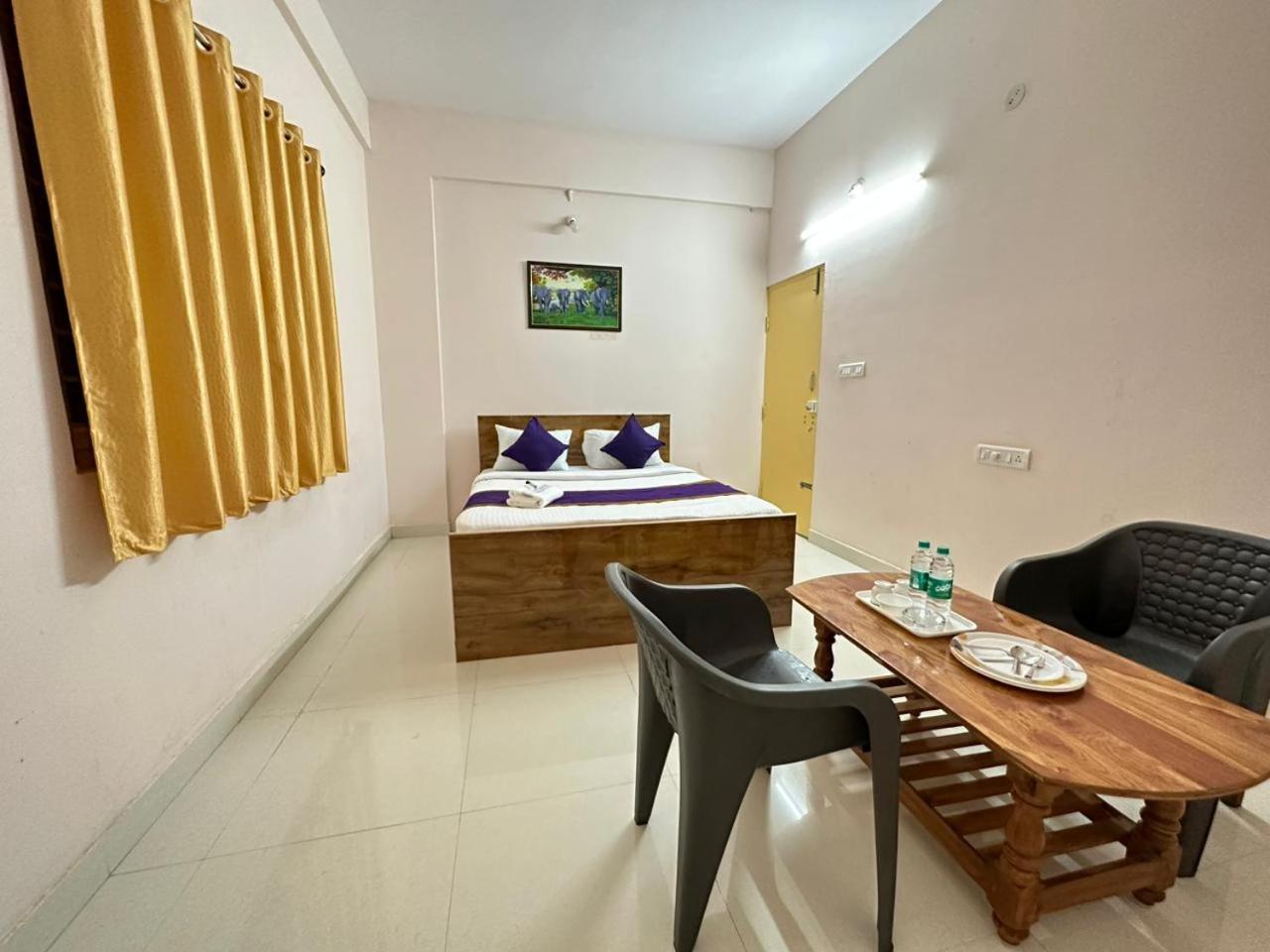 Vbh Inn- Affordable And Budget Friendly Jigani 외부 사진